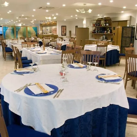 Ξενοδοχείο με διαμερίσματα Baraka *