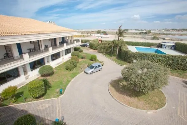 Ξενοδοχείο με διαμερίσματα Baraka